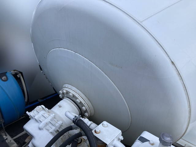 いすゞフォワードミキサー車（コンクリートミキサー）中型（4t）[写真14]