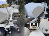 いすゞフォワードミキサー車（コンクリートミキサー）中型（4t）[写真15]