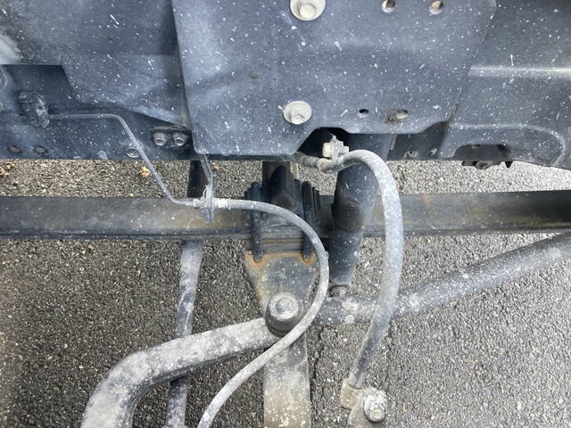 いすゞフォワードミキサー車（コンクリートミキサー）中型（4t）[写真18]