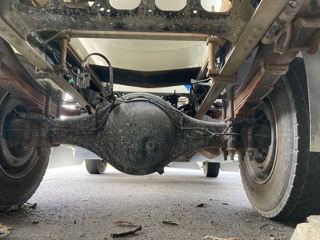 いすゞフォワードミキサー車（コンクリートミキサー）中型（4t）[写真22]