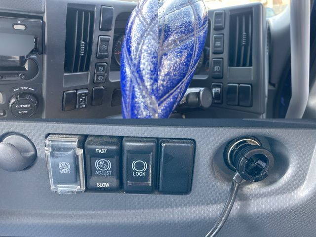 いすゞフォワードミキサー車（コンクリートミキサー）中型（4t）[写真33]