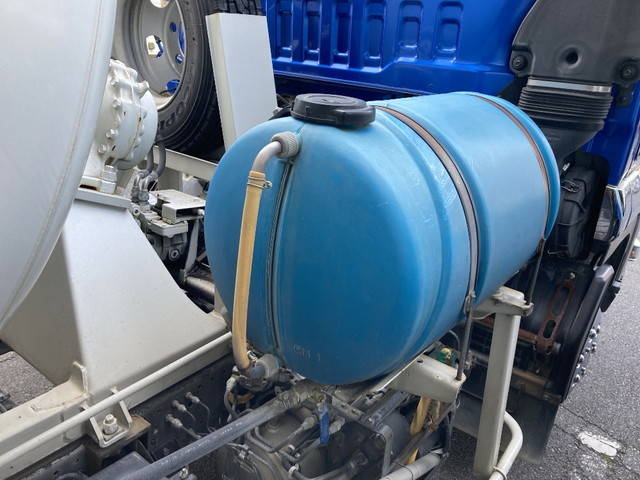 いすゞフォワードミキサー車（コンクリートミキサー）中型（4t）[写真07]