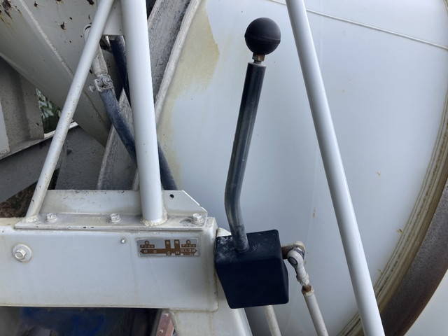 いすゞフォワードミキサー車（コンクリートミキサー）中型（4t）[写真08]