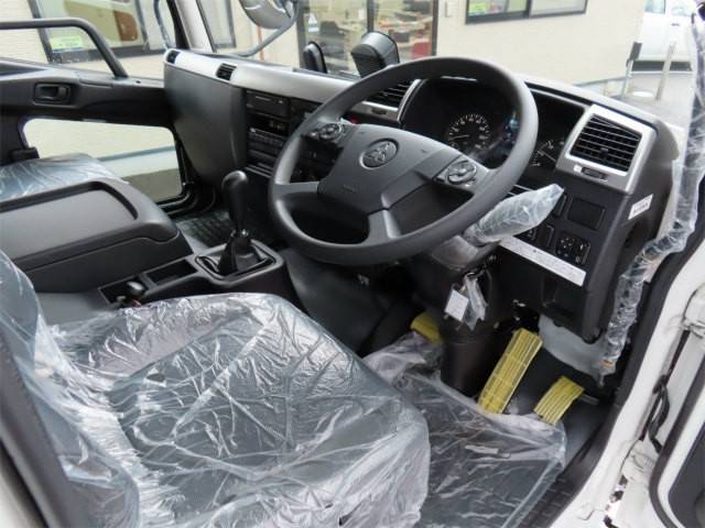 三菱ふそうファイターダンプ増トン（6t・8t）[写真09]