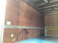 いすゞエルフアルミバン小型（2t・3t）[写真10]