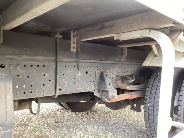 いすゞエルフアルミバン小型（2t・3t）[写真20]