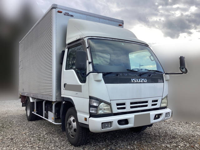 いすゞエルフアルミバン小型（2t・3t）[写真03]