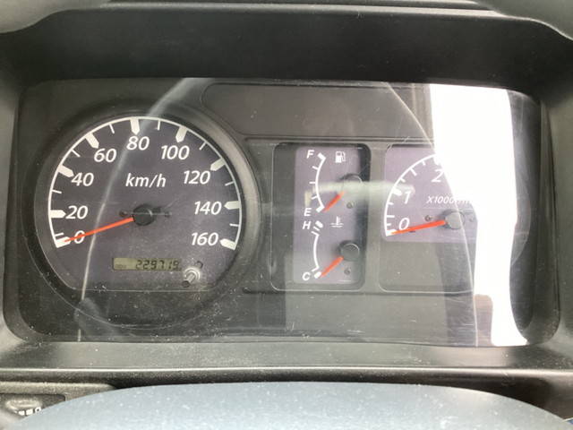 いすゞエルフアルミバン小型（2t・3t）[写真31]