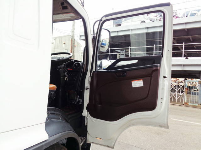 日野レンジャーアルミウイング増トン（6t・8t）[写真34]