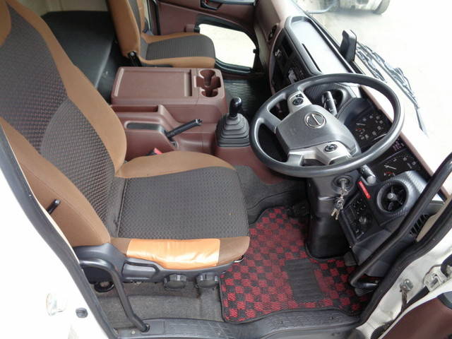 日野レンジャーアルミウイング増トン（6t・8t）[写真35]