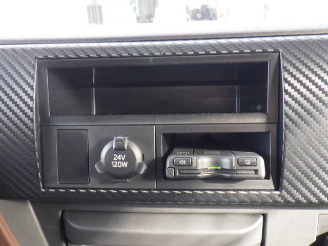 日野レンジャーアルミウイング増トン（6t・8t）[写真22]