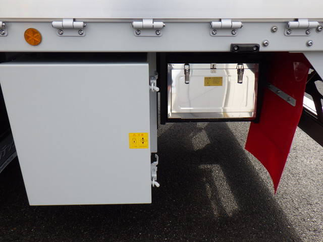 日野レンジャーアルミウイング増トン（6t・8t）[写真27]