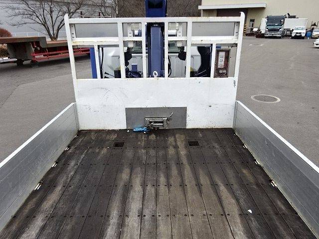 三菱ふそうキャンターセルフクレーン5段小型（2t・3t）[写真15]