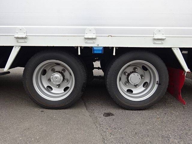 三菱ふそうキャンターセルフクレーン5段小型（2t・3t）[写真08]