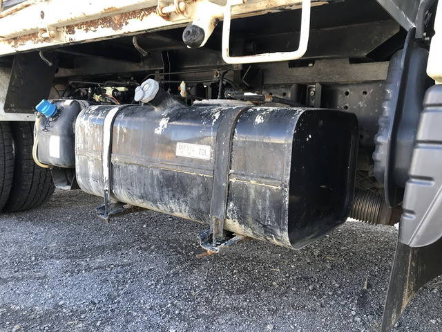 三菱ふそうキャンターダンプ小型（2t・3t）[写真10]