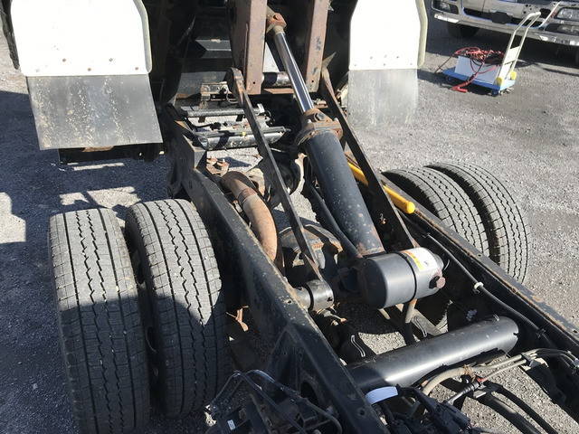 三菱ふそうキャンターダンプ小型（2t・3t）[写真17]