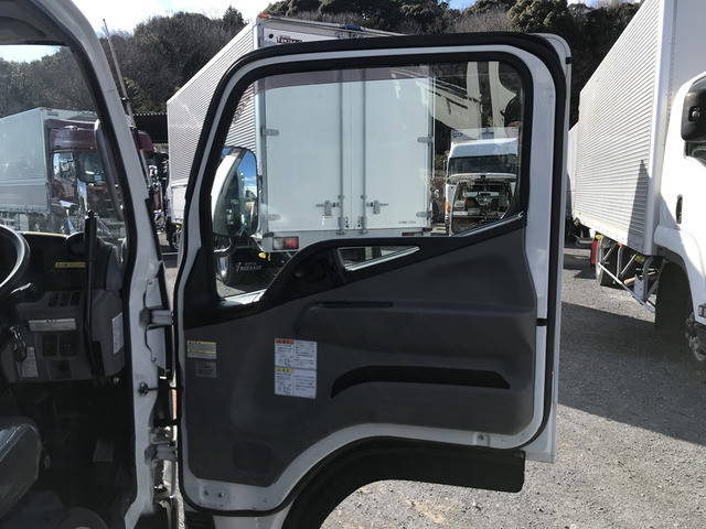 三菱ふそうキャンターダンプ小型（2t・3t）[写真22]