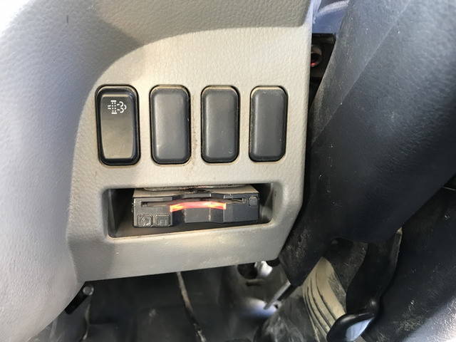 三菱ふそうキャンターダンプ小型（2t・3t）[写真25]