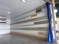 いすゞフォワード冷凍車（冷蔵車）中型（4t）[写真17]