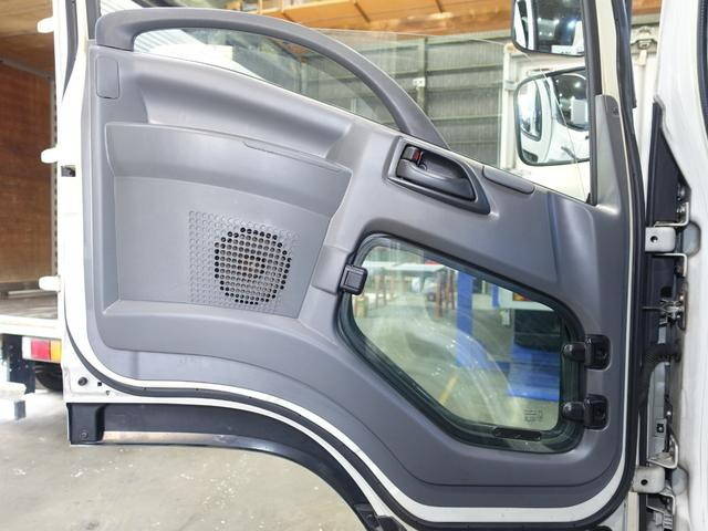 いすゞフォワード冷凍車（冷蔵車）中型（4t）[写真38]