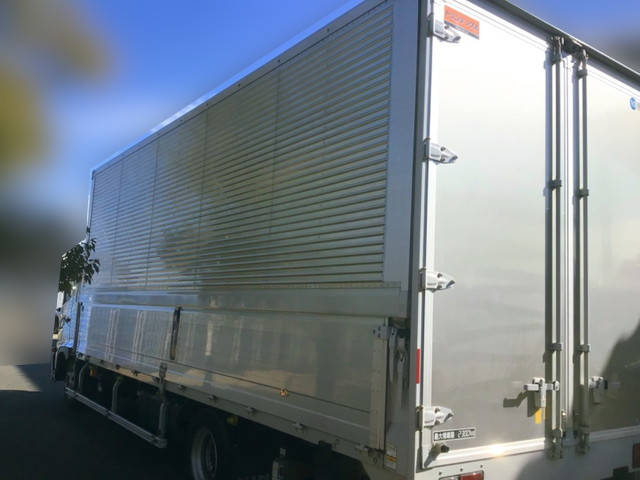 日野レンジャーアルミウイング中型（4t）[写真02]