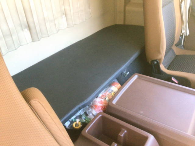 日野レンジャーアルミウイング中型（4t）[写真29]