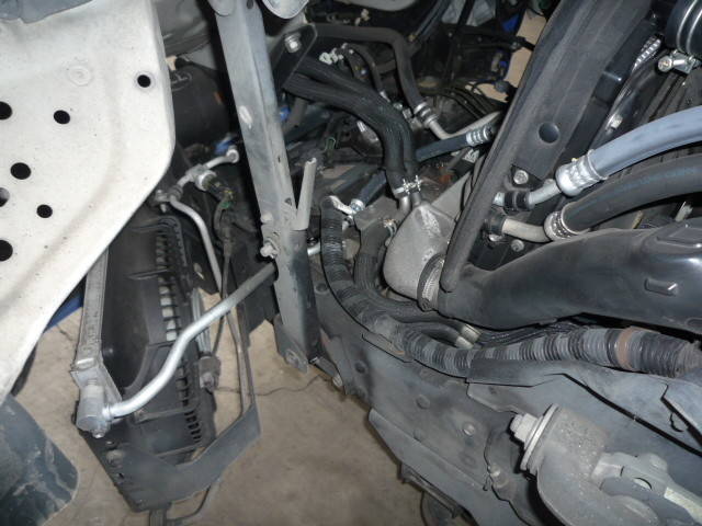 いすゞエルフ平ボディ小型（2t・3t）[写真16]