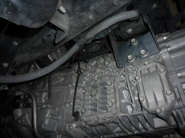 いすゞエルフ平ボディ小型（2t・3t）[写真20]