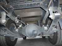 いすゞエルフ平ボディ小型（2t・3t）[写真28]