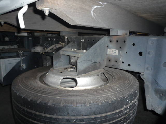 いすゞエルフ平ボディ小型（2t・3t）[写真30]