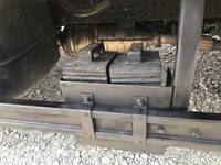 いすゞエルフ平ボディ小型（2t・3t）[写真30]