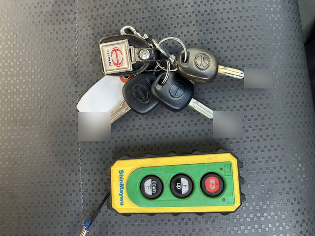 日野デュトロ平ボディ小型（2t・3t）[写真16]