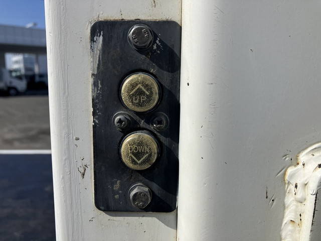 日野デュトロ平ボディ小型（2t・3t）[写真29]