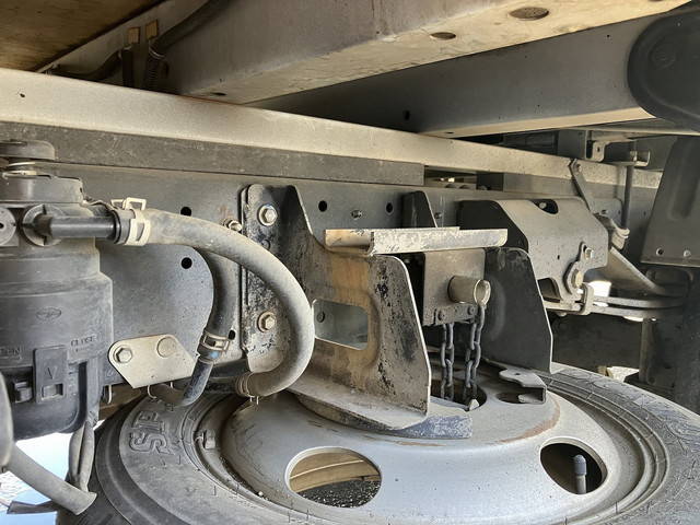 日野デュトロ平ボディ小型（2t・3t）[写真32]