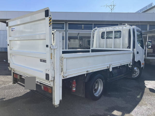 日野デュトロ平ボディ小型（2t・3t）[写真04]