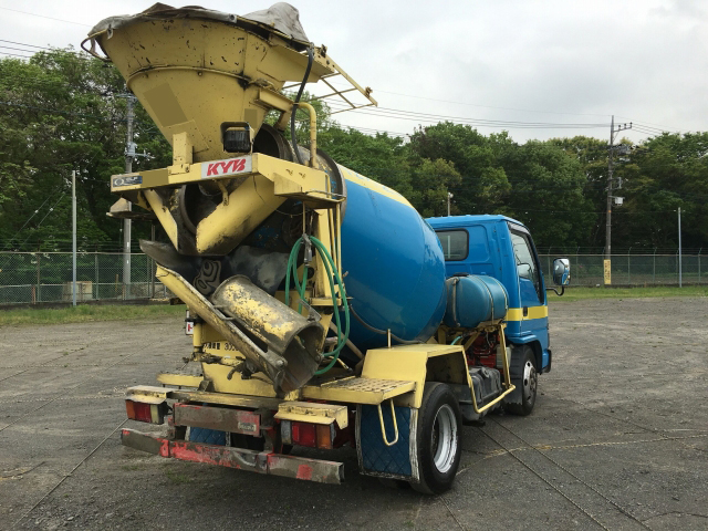 いすゞエルフミキサー車（コンクリートミキサー）小型（2t・3t）[写真02]