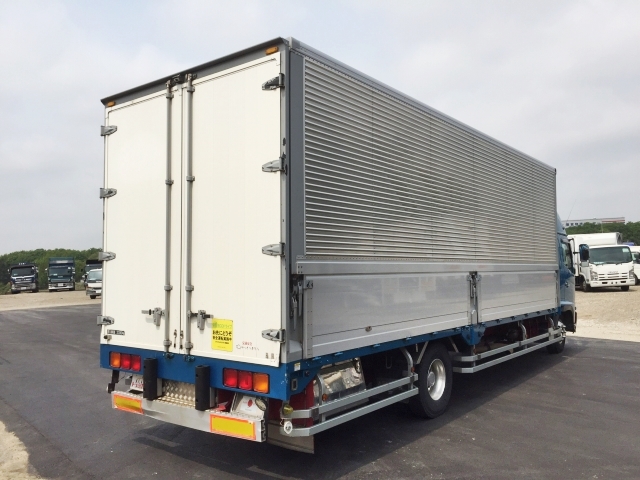 日野レンジャーアルミウイング中型（4t）[写真02]