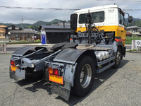UDトラックスビッグサムトレーラーヘッド（トラクターヘッド）大型（10t）[写真02]