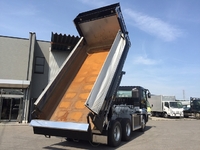 三菱ふそうスーパーグレートダンプ大型（10t）[写真02]