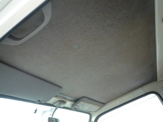 いすゞエルフ平ボディ小型（2t・3t）[写真10]