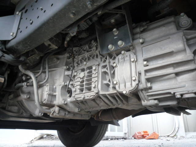 いすゞエルフ平ボディ小型（2t・3t）[写真27]