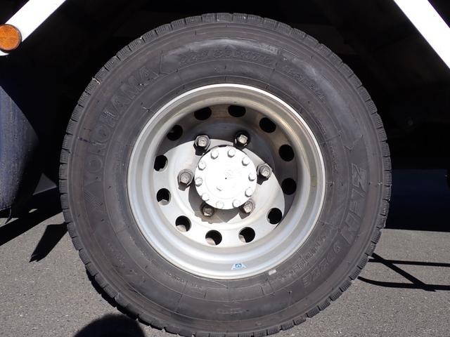 日野レンジャー冷凍車（冷蔵車）中型（4t）[写真22]