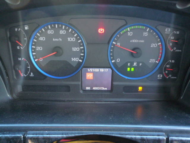 三菱ふそうスーパーグレートトレーラーヘッド（トラクターヘッド）大型（10t）[写真22]