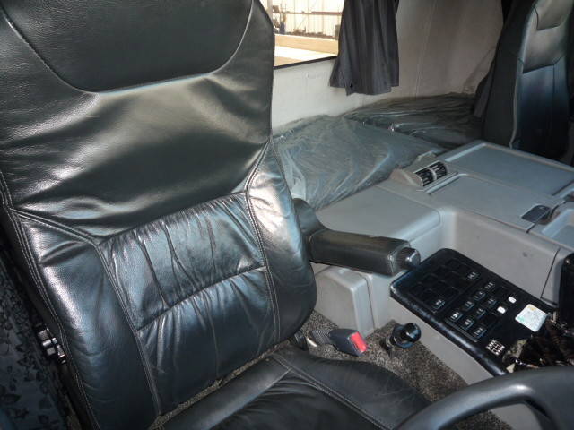 三菱ふそうスーパーグレートトレーラーヘッド（トラクターヘッド）大型（10t）[写真27]