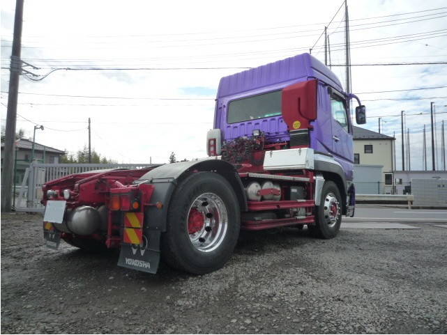 三菱ふそうスーパーグレートトレーラーヘッド（トラクターヘッド）大型（10t）[写真04]