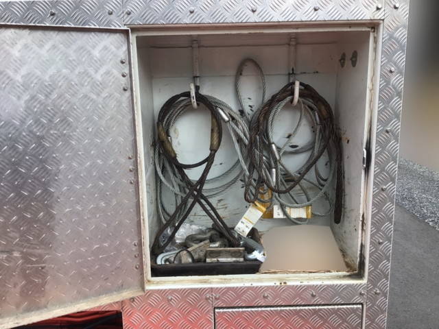 三菱ふそうスーパーグレートセルフクレーン4段大型（10t）[写真17]