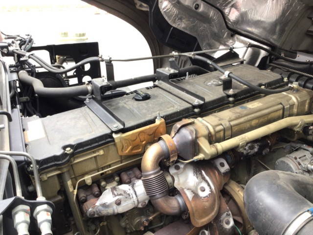 三菱ふそうスーパーグレートセルフクレーン4段大型（10t）[写真27]