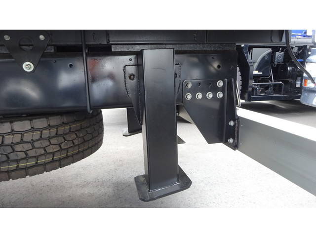 日野レンジャークレーン4段増トン（6t・8t）[写真18]