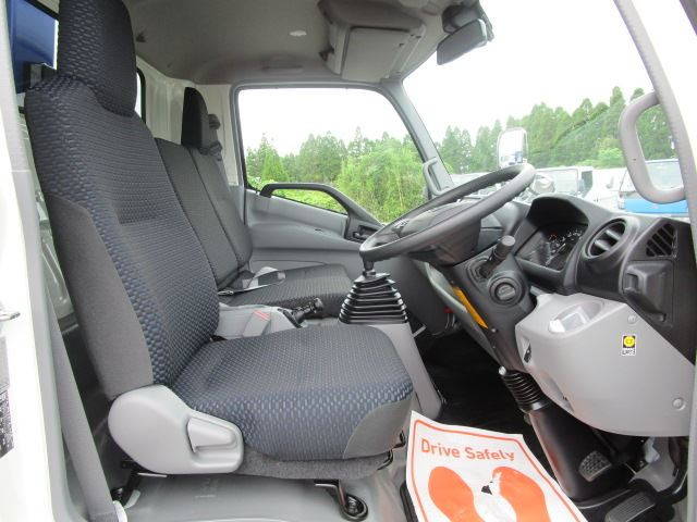 日野デュトロセルフクレーン4段小型（2t・3t）[写真16]