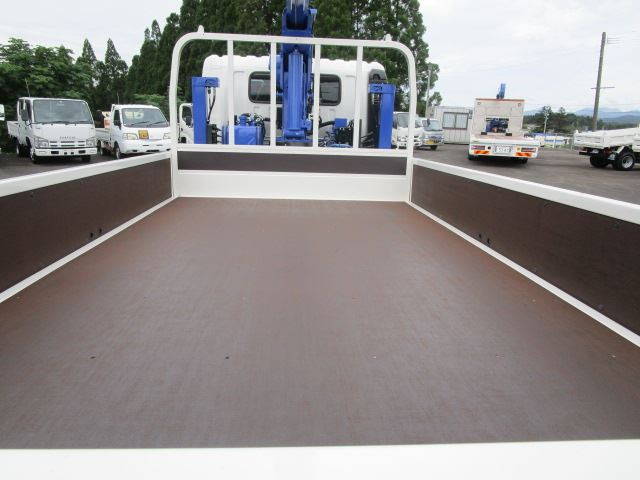 日野デュトロセルフクレーン4段小型（2t・3t）[写真06]